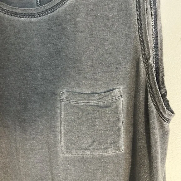 Forever 21 SUPER SOFT worn in grey burn out muscle tee tank top medium - Picture 2 of 3